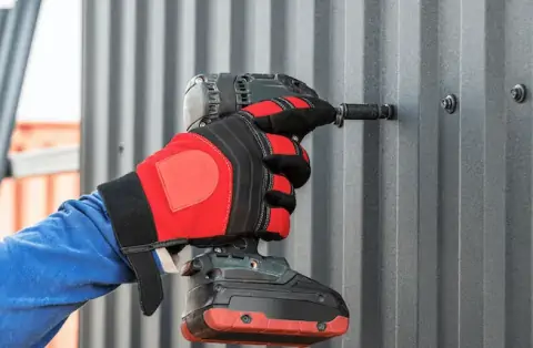 Travaux de zinguerie - Cours de Pile